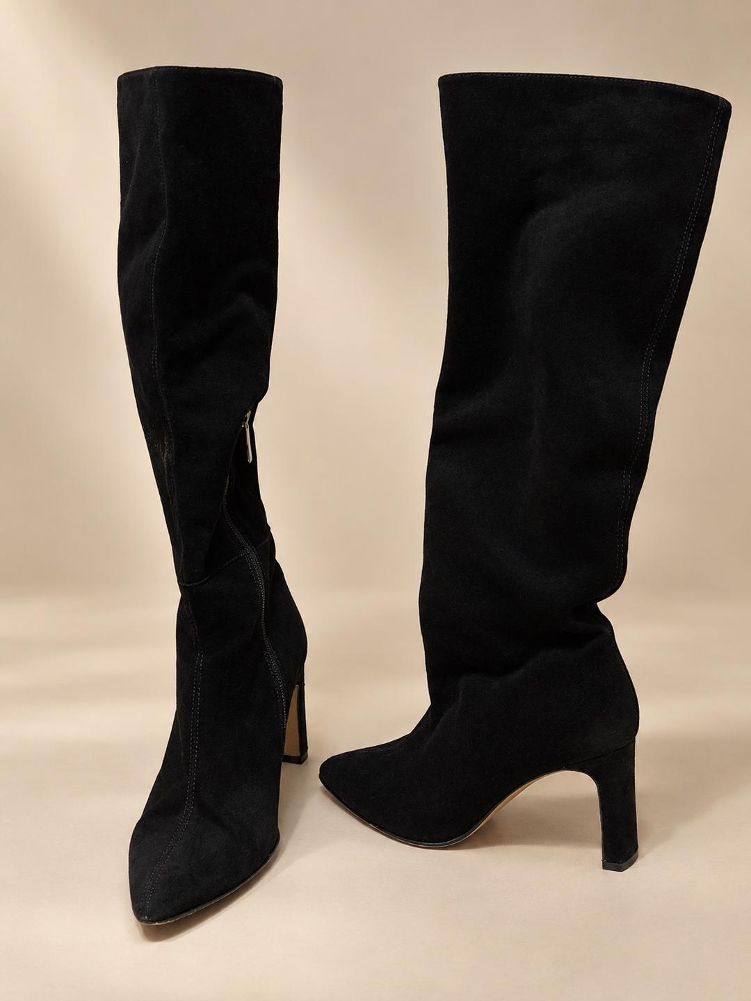 Monro shoes Чёрные замшевые сапоги, на каблуке. — фото 2