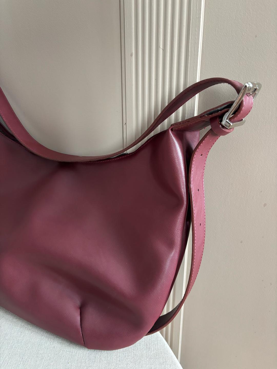 Mopia Сумка хобо бордового цвета crossbody — фото 2