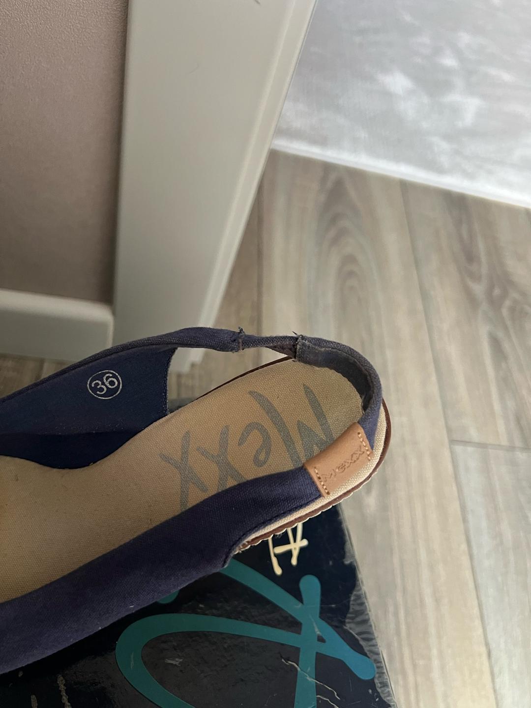 Mexx Босоножки Mexx на танкетке — фото 2