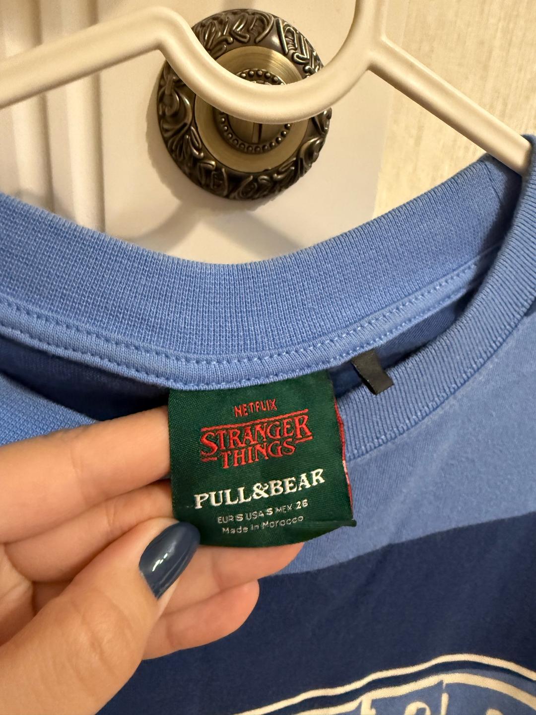 Pull & Bear Лонгслив Pull&Bear Stranger Things — фото 2