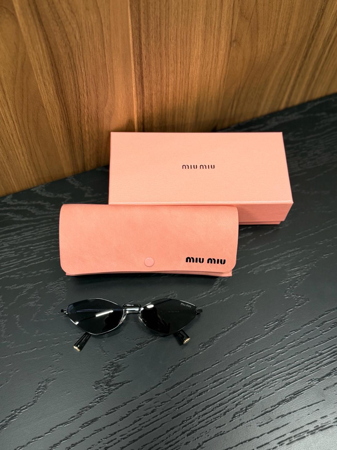 Miu Miu Солнцезащитные очки Miu Miu — фото 2