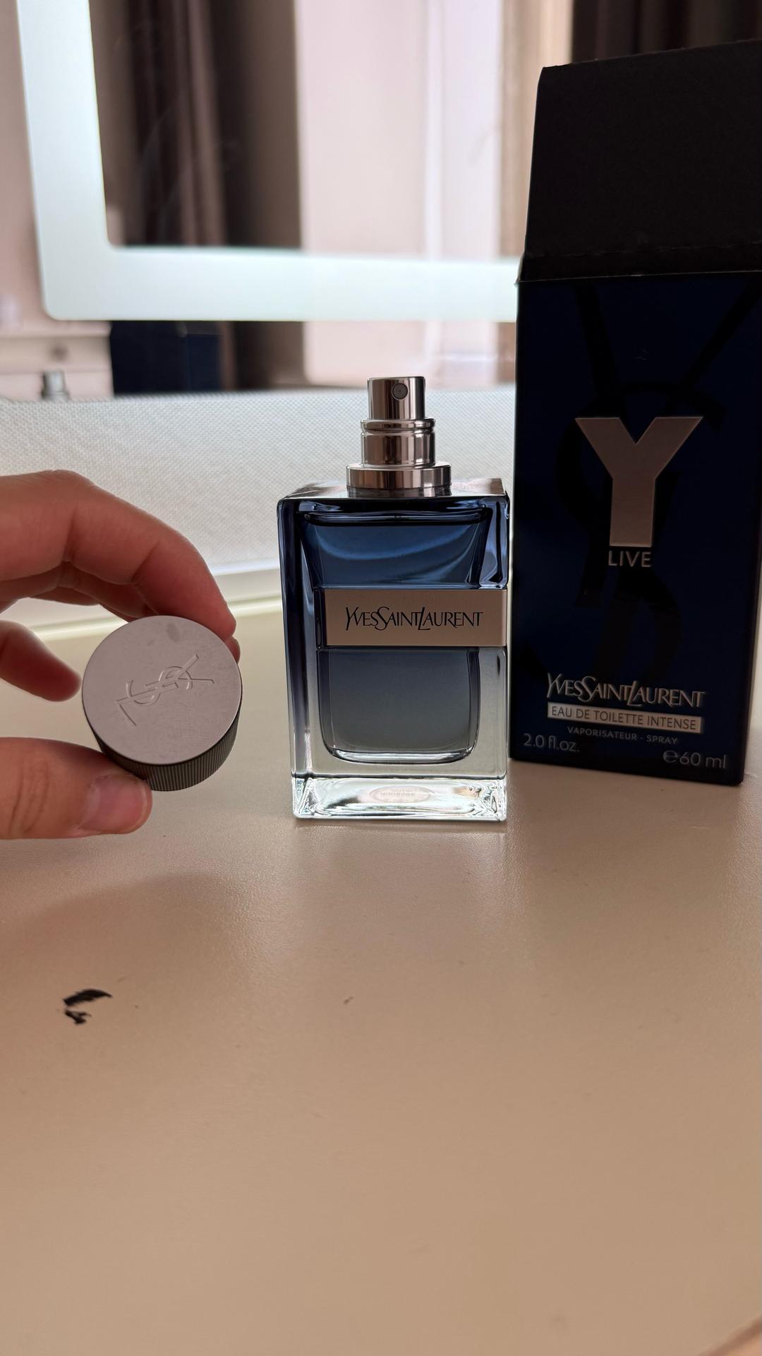 Yves Saint Laurent Парфюмерная вода Yves Saint Laurent Y Live 60 ml — фото 2