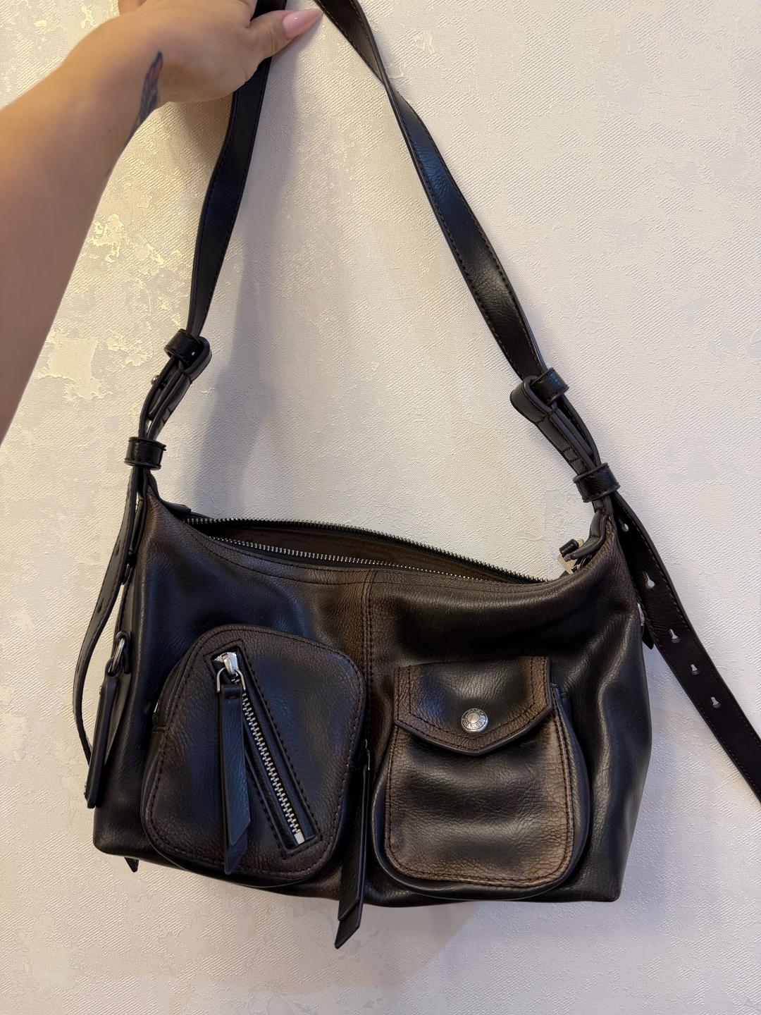 Charles & Keith Сумка Charles & Keith Thora Multi-Pocket Crossbody Bag — фото 2