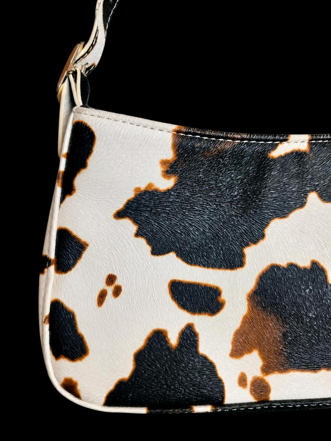 Нет бренда Сумка-багет с cow print — фото 2