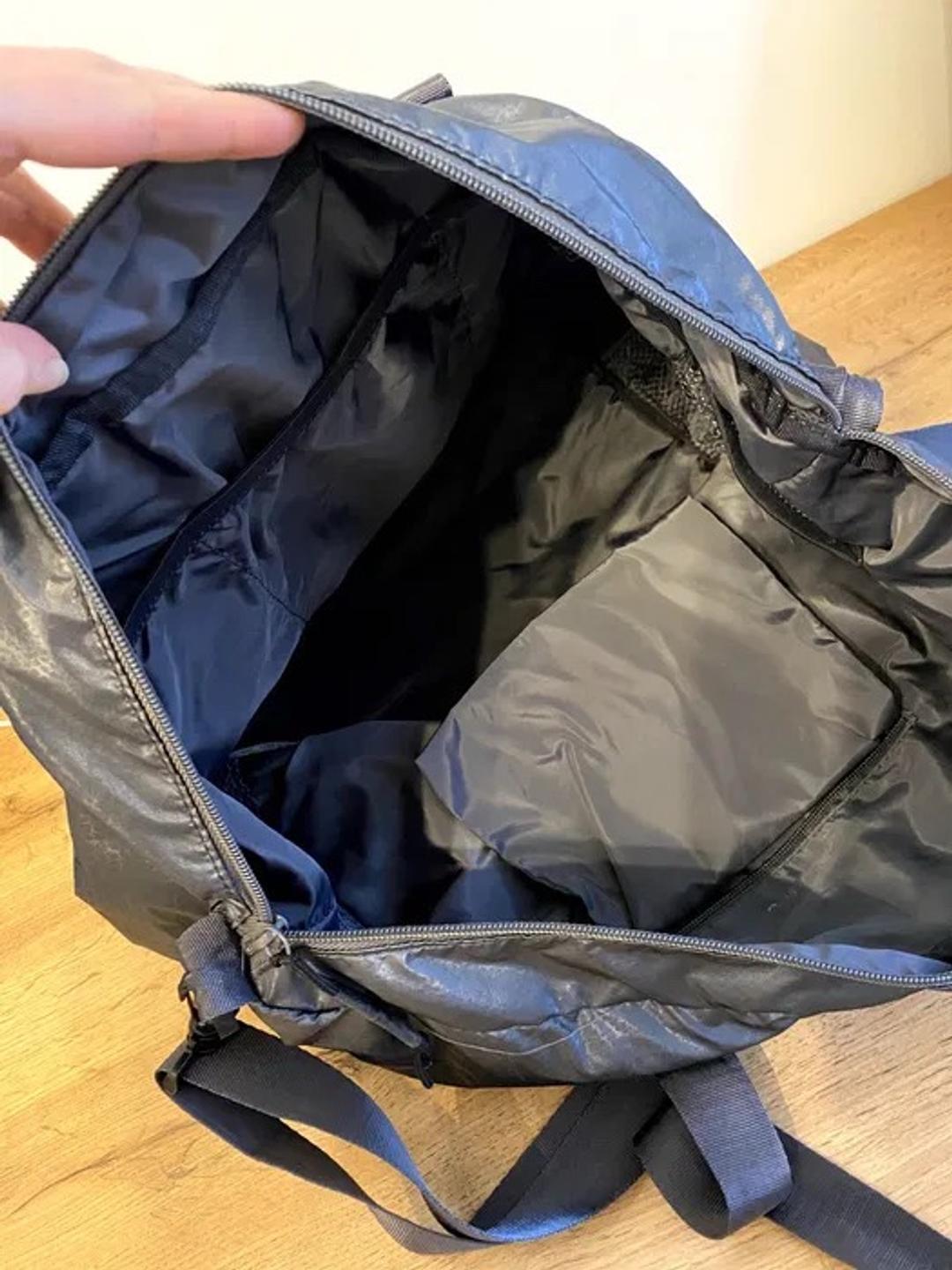 Oysho Спортивная сумка-дафл Oysho серая техническая складная gym bag — фото 2