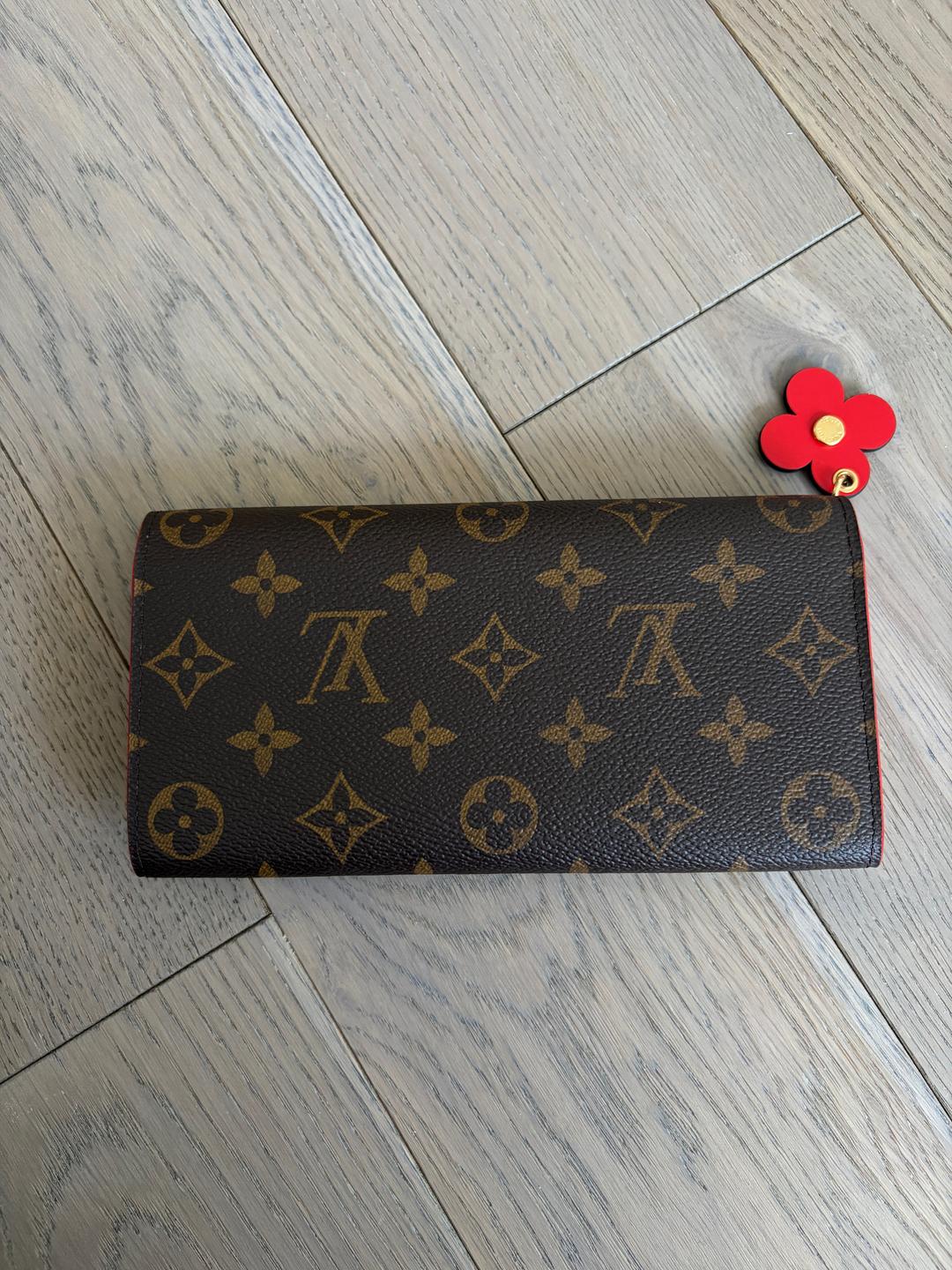 Louis Vuitton Кошелек LV — фото 2