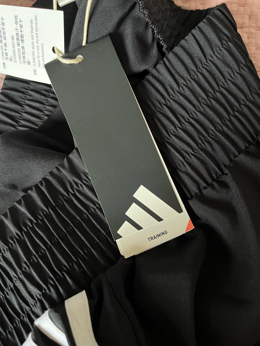 Adidas Шорты спортивные — фото 2