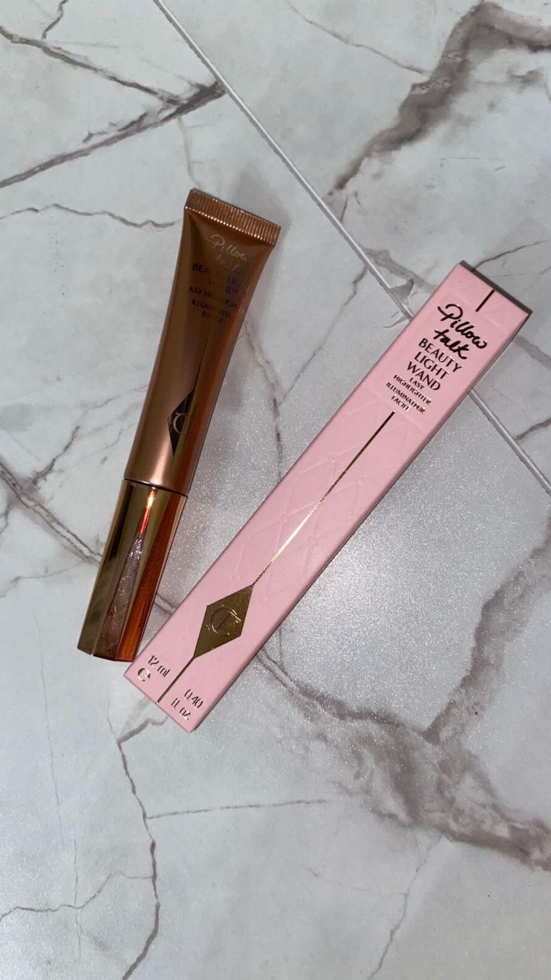 Charlotte Tilbury Хайлайтер Charlotte Tilbury BeautyLight Wand Pillow Talk — фото 2