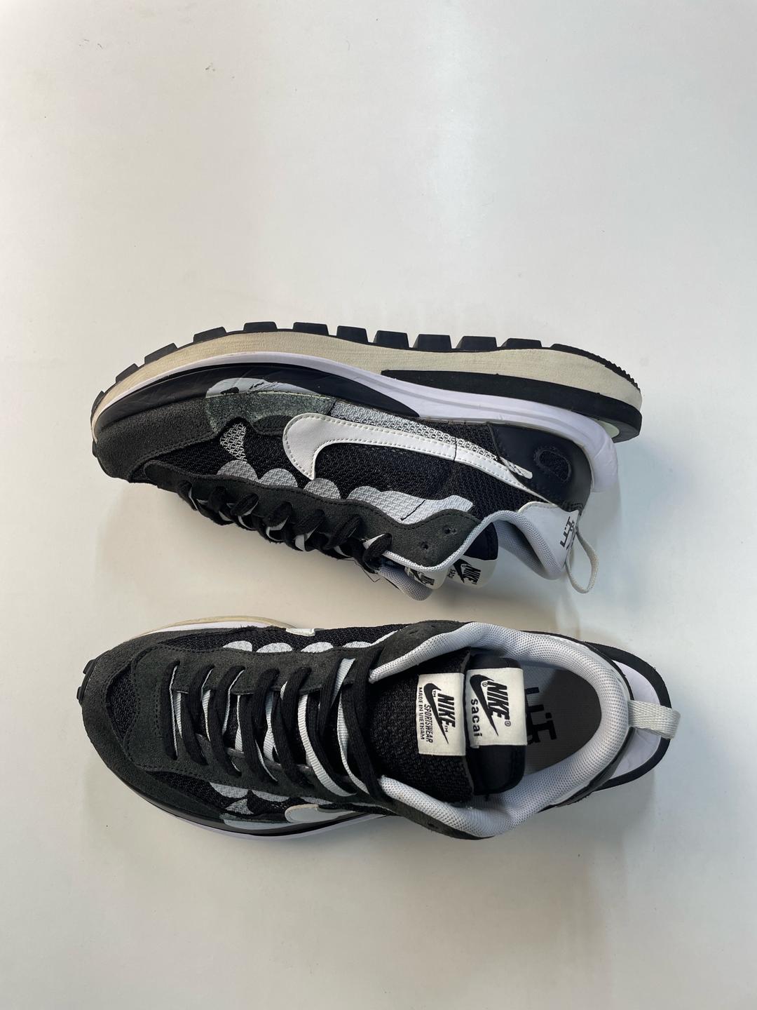 Nike Кроссовки Nike Sacai Vapor Waffle Black And White — фото 2
