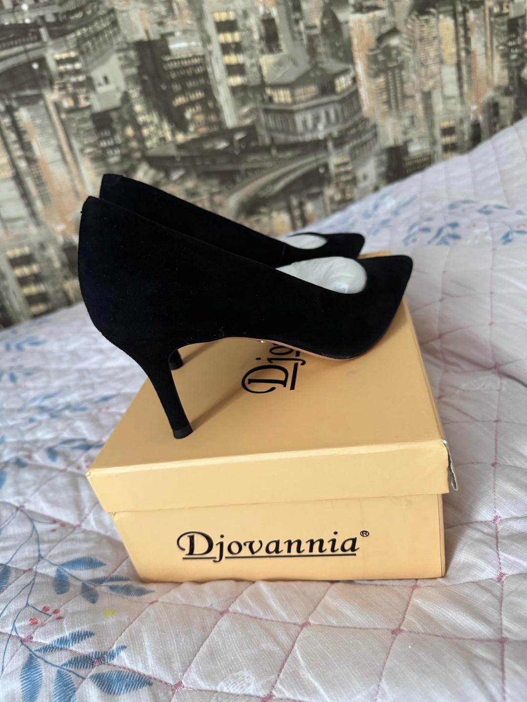 Djovannia Туфли лодочки 38 р — фото 2