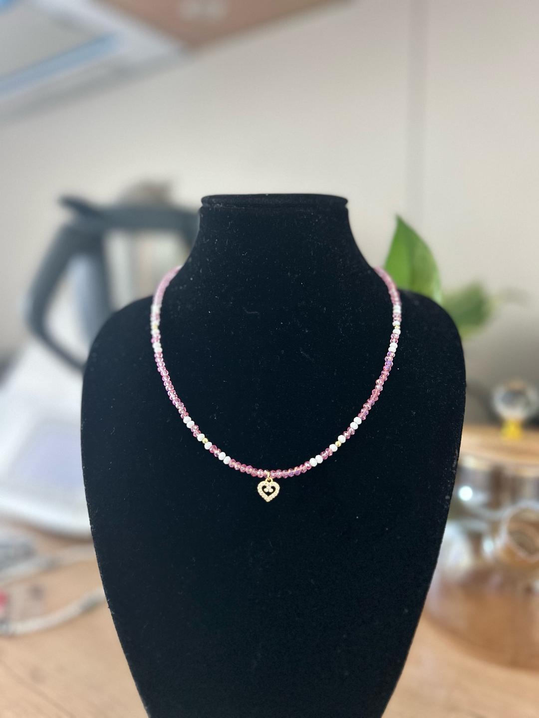 Handmade (ручная работа) Женское колье с бусинами и подвеской сердечком в люкс качестве — фото 2