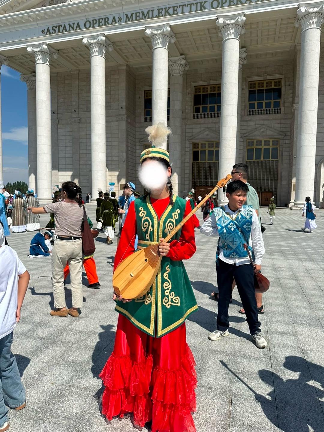 Казахский национальный костюм — фото 2