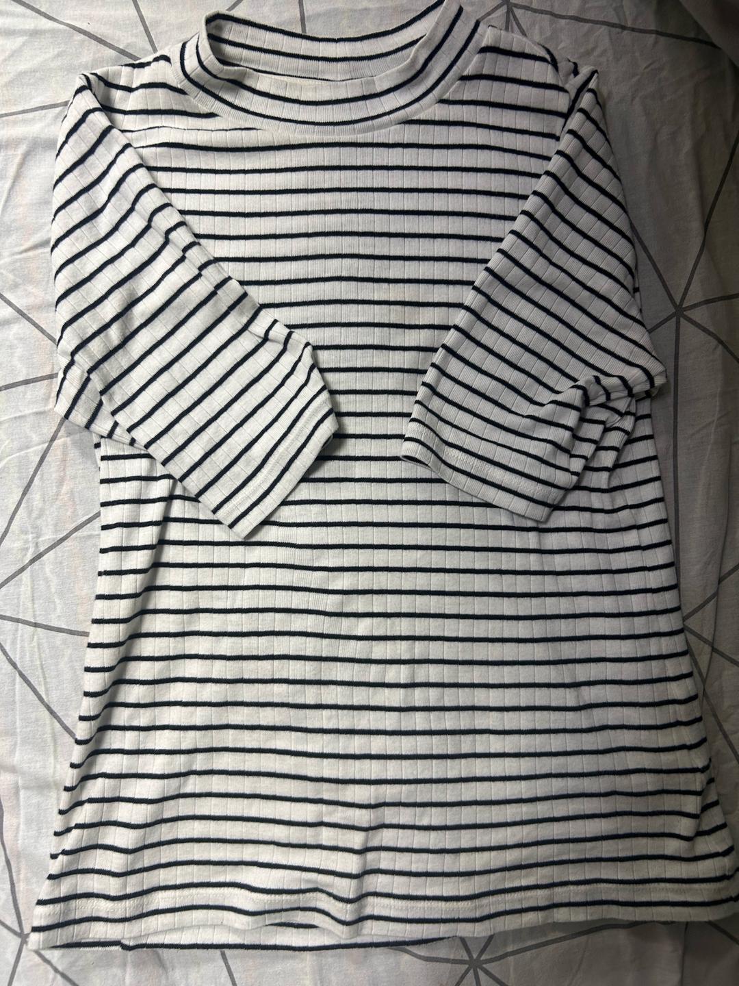 Uniqlo футболка от Uniqlo — фото 2