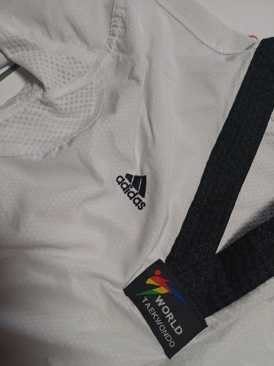 Adidas Униформа для тхэквондо Adidas (добок) — фото 2
