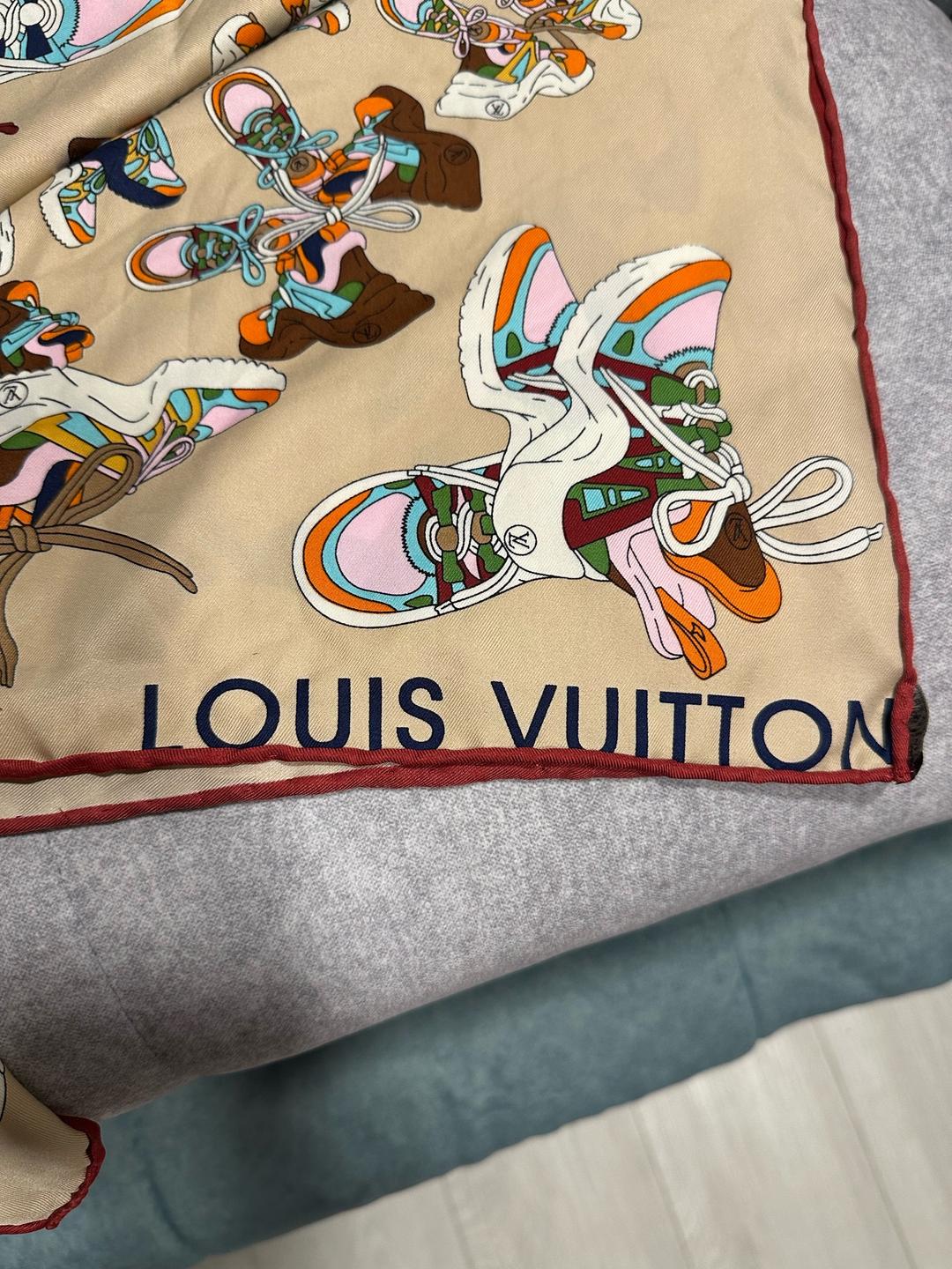Louis Vuitton Платок Louis Vuitton — фото 2