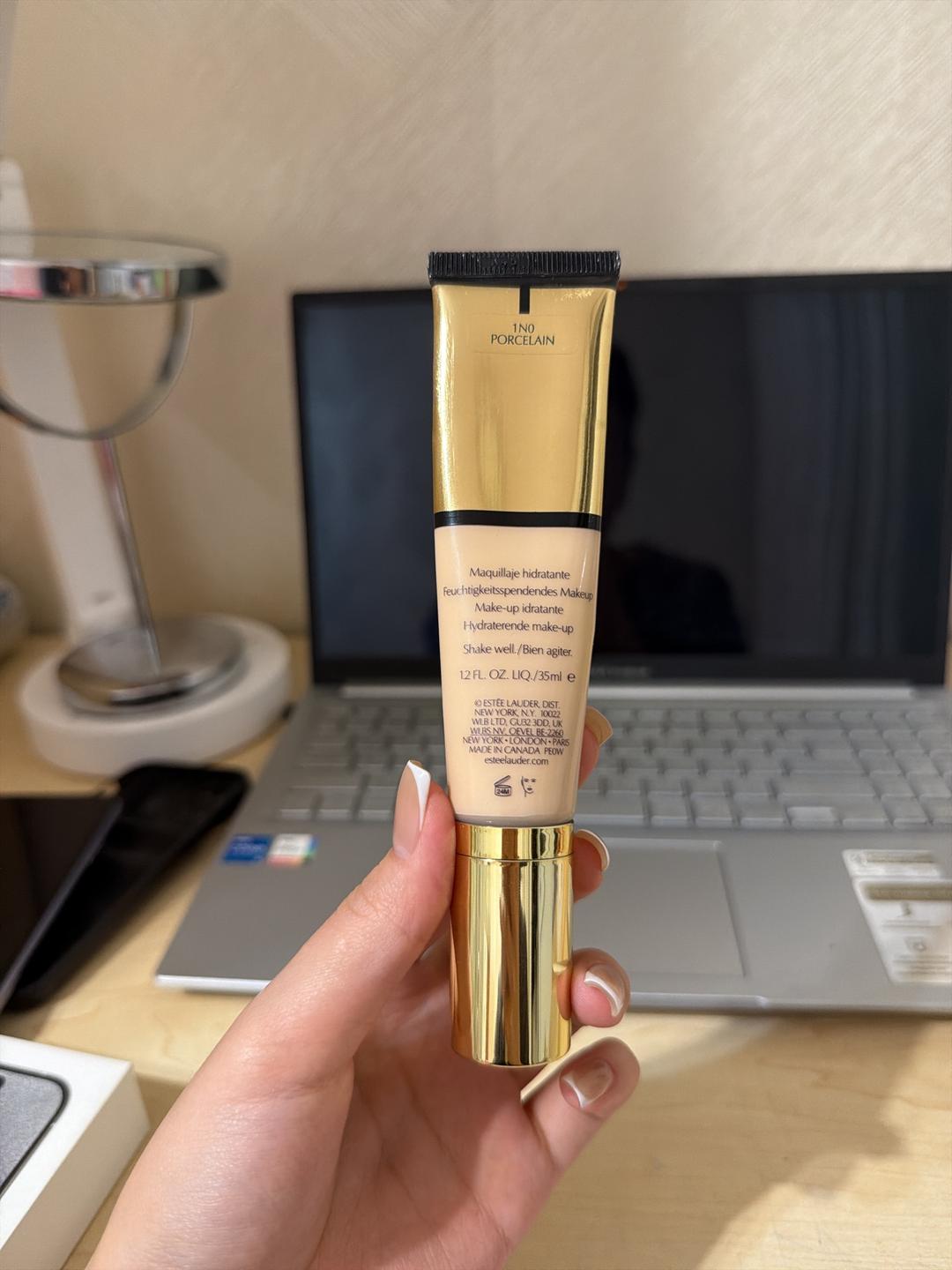 Estée Lauder Тональный крем Estee Lauder Futurist Hydra Rescue — фото 2