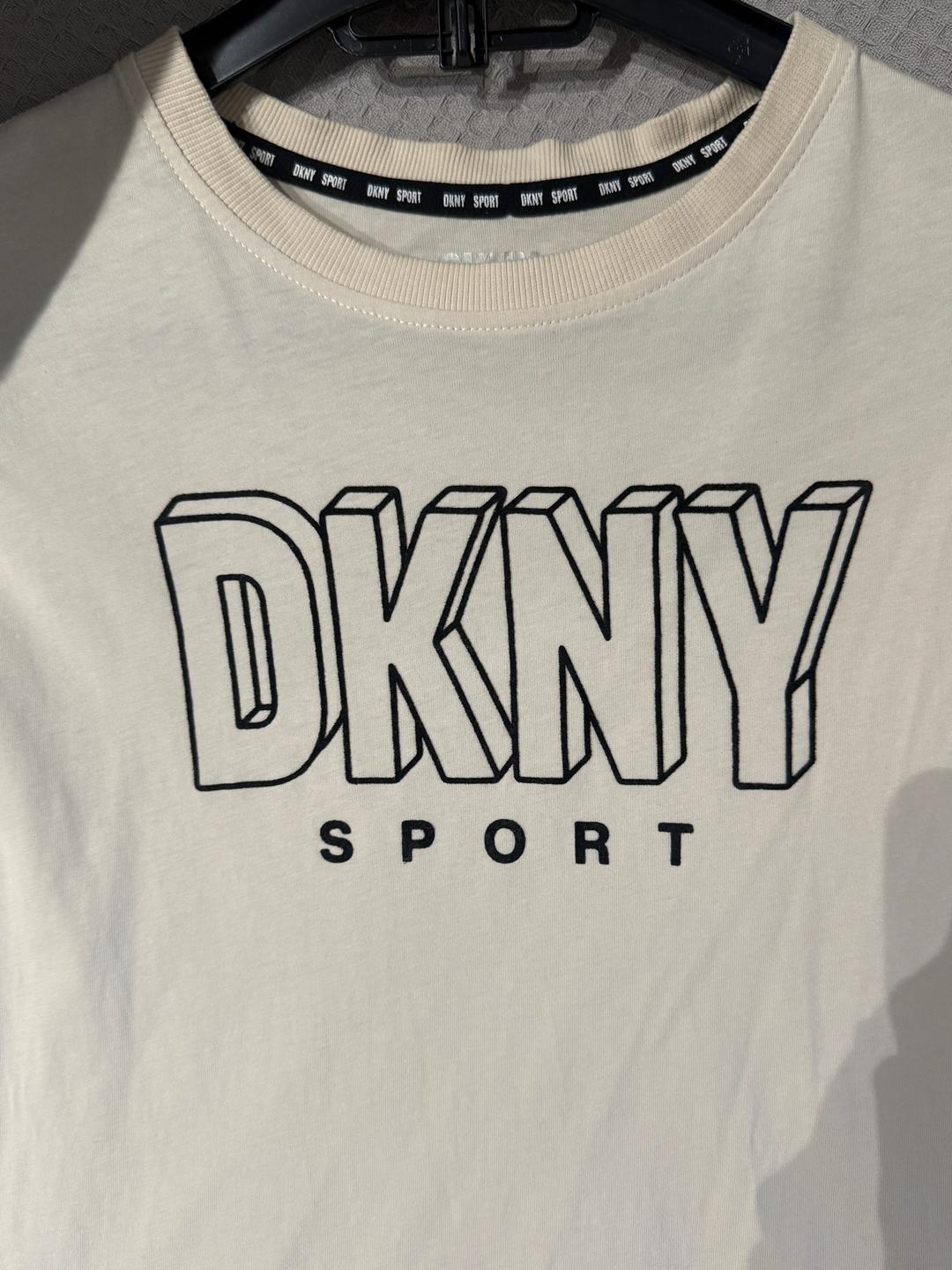 DKNY Футболка DKNY оригинал — фото 2