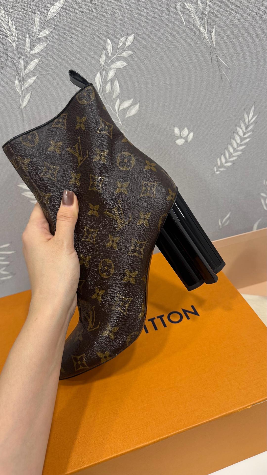 Louis Vuitton Louis Vuitton ботильоны — фото 2