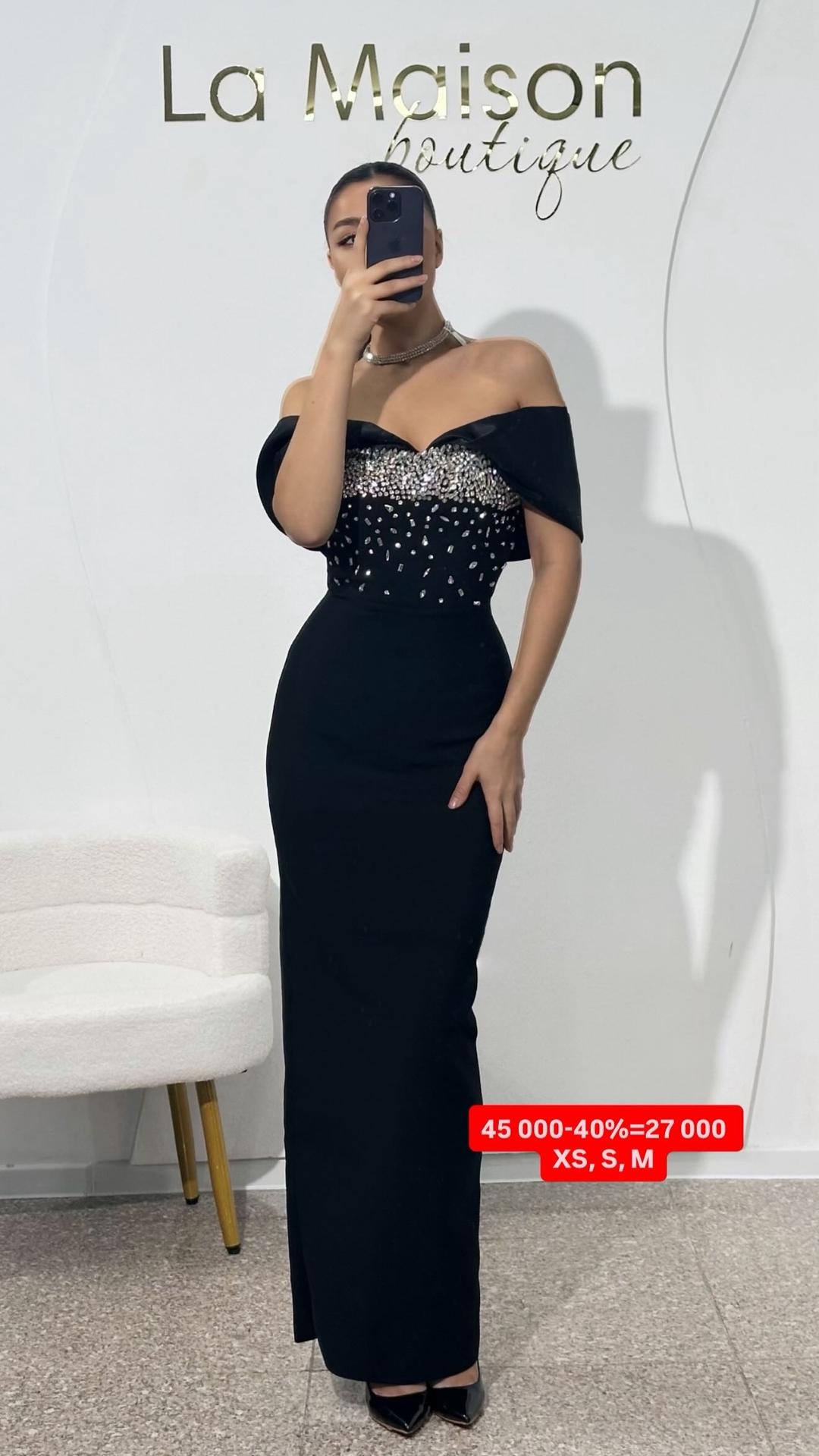 la maison boutique Бандажное вечернее платье с открытыми плечиками и из страз — фото 2