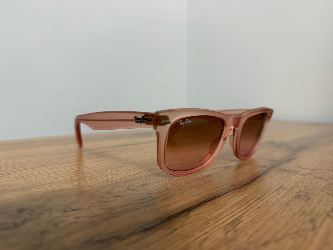 Ray-Ban Солнцезащитные очки Ray-Ban Wayfarer Ice Pop Watermelon — фото 2