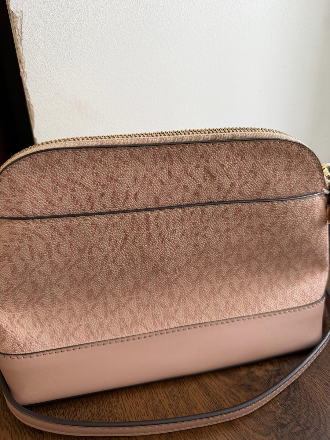 Michael Kors Розовое сумка от бренда Michael Kors — фото 2