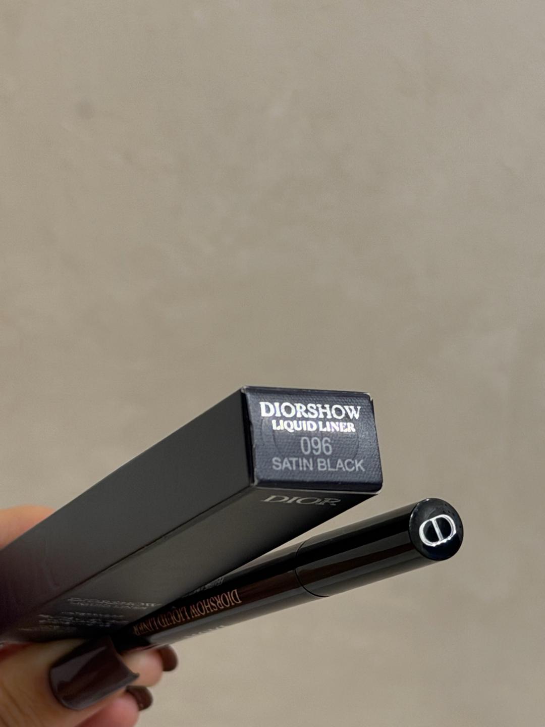 Dior Подводка для глаз Dior Diorshow Liquid Liner 096 Satin Black — фото 2