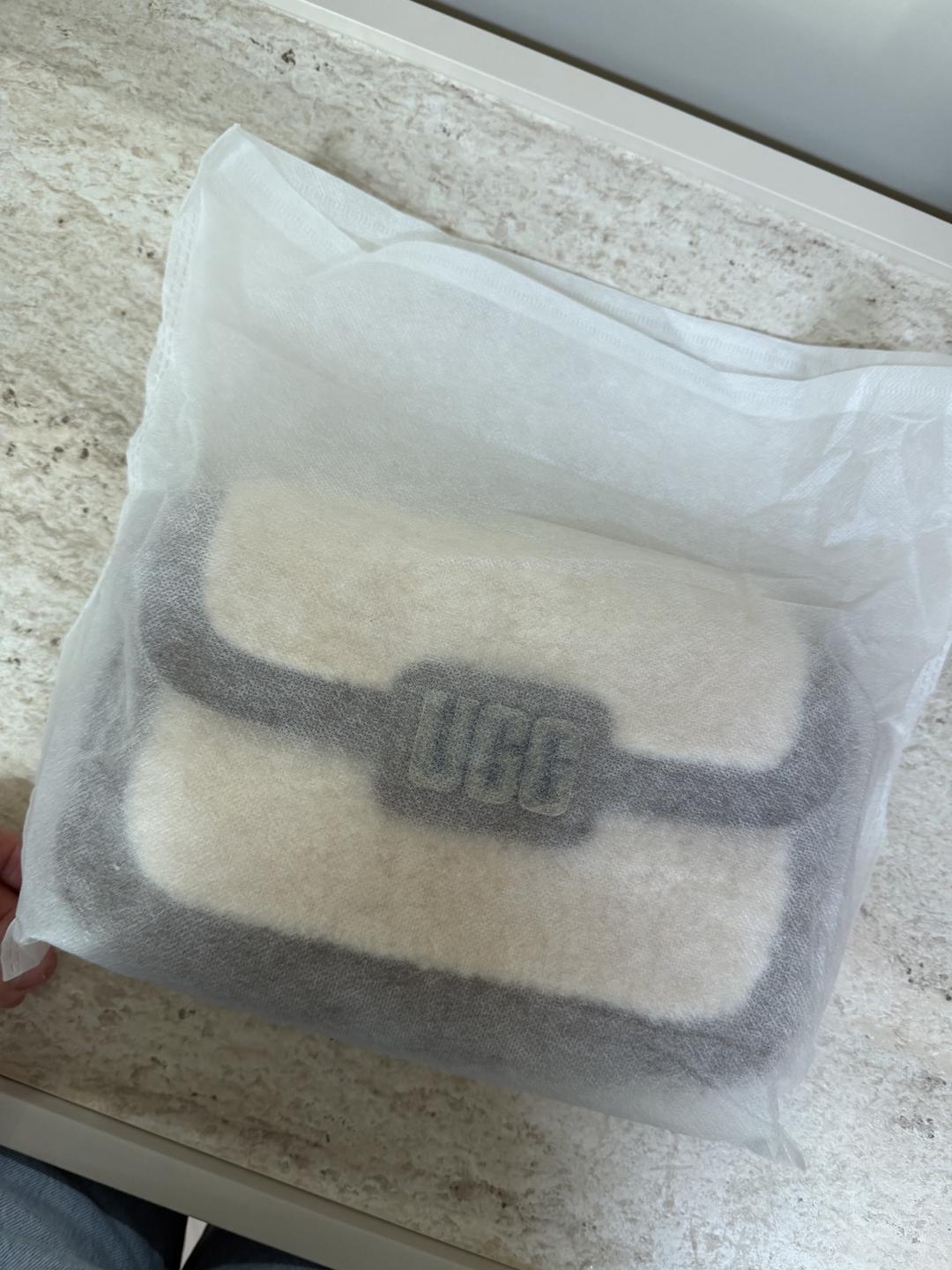 UGG Меховая сумка ugg — фото 2