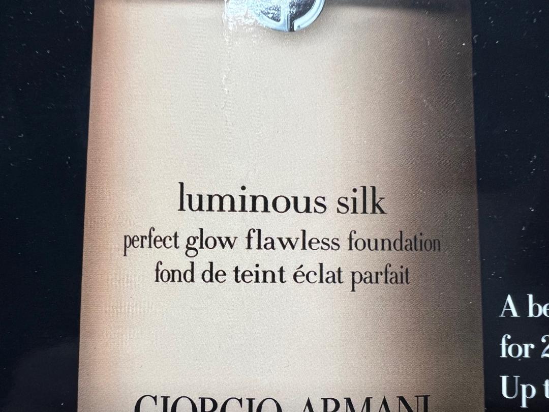 Giorgio Armani Giorgio Armani пробники тональная основа крем Luminous Silk Perfect Glow Flawles — фото 2