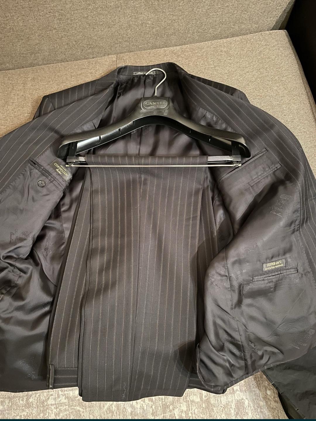 Corneliani Мужской костюм Corneliani — фото 2