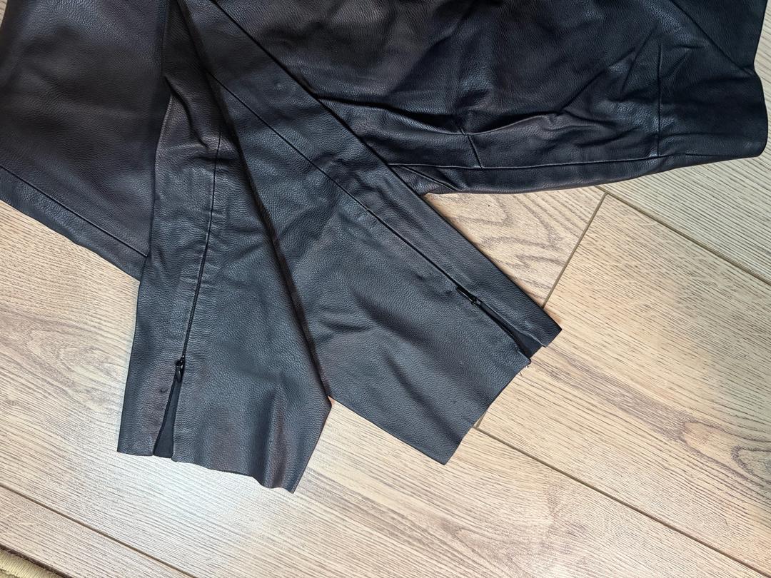 Zara Брюки Zara из экокожи — фото 2