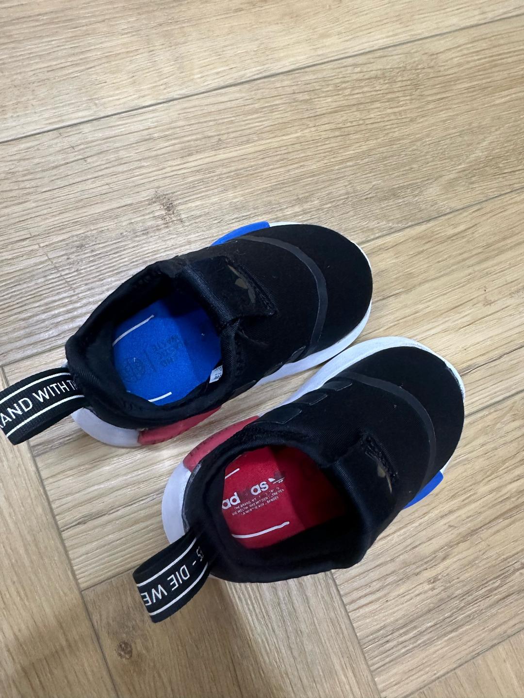 Adidas Детские кроссовки adidas — фото 2