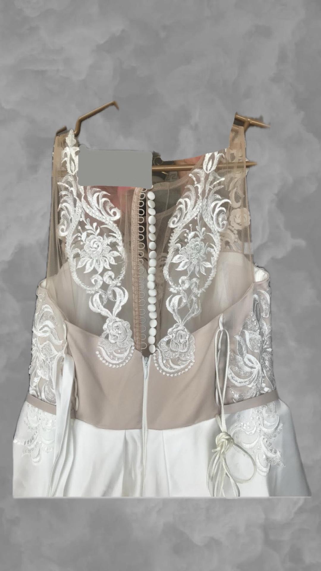 La Sposa Свадебное новое атласное платье La Sposa из салона Helena Nabokina — фото 2