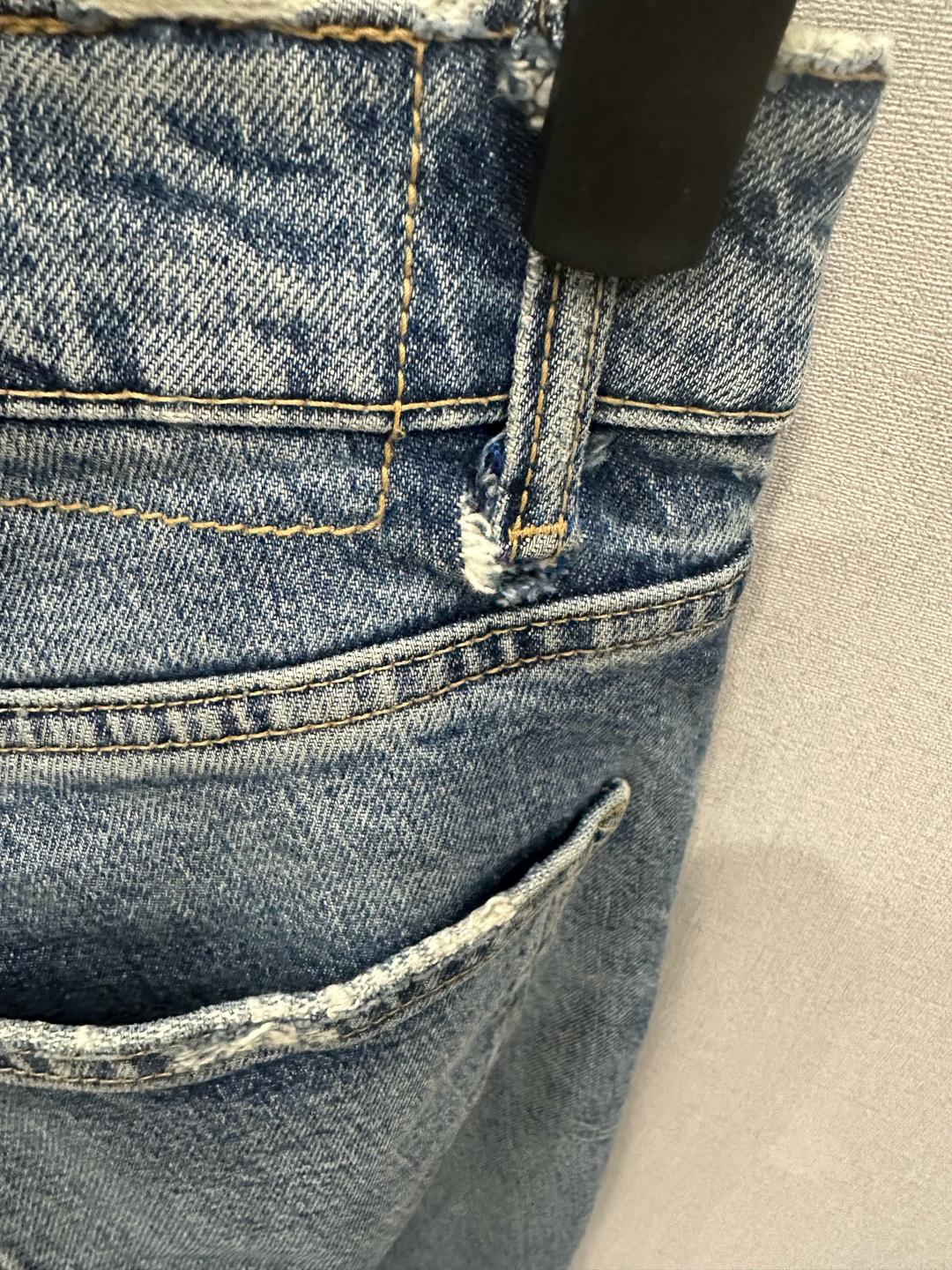 Zara Прямые джинсы Зара, ботильоны на последнем фото тоже в продаже — фото 2