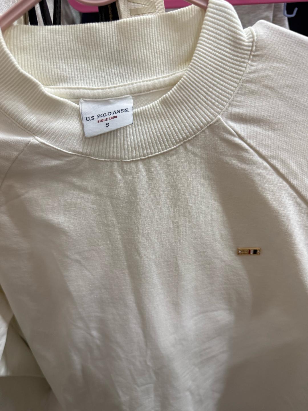 U.S. Polo Assn. белая кофта old money — фото 2