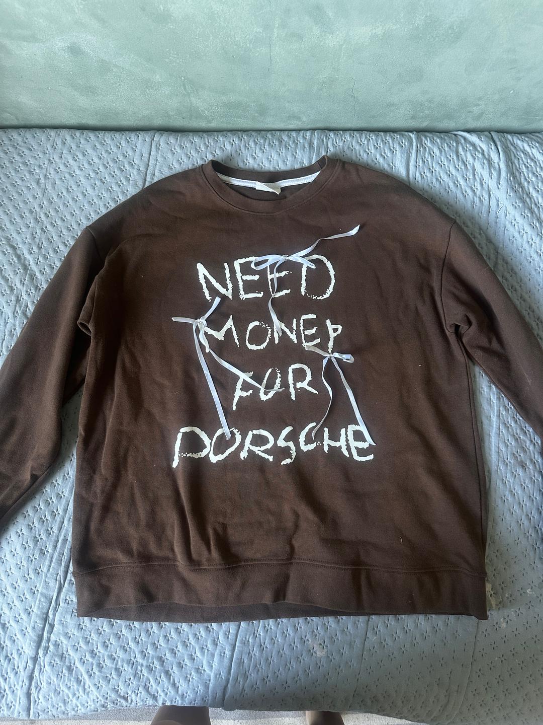 Нет бренда Свитшот с принтом Need money for Porsche — фото 2
