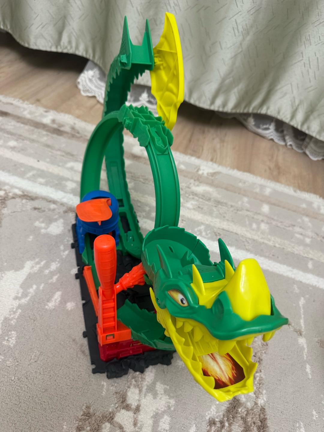 Hot Wheels Игровой набор с драконом — фото 2
