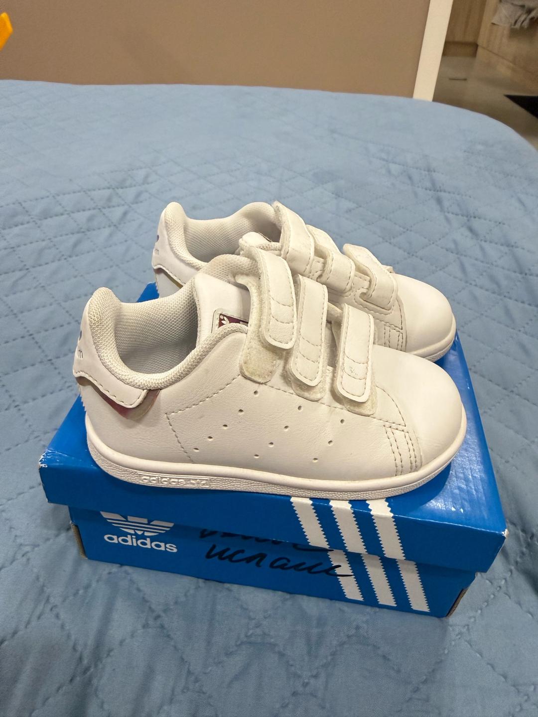 Adidas Детские кеды Adidas оригинал — фото 2