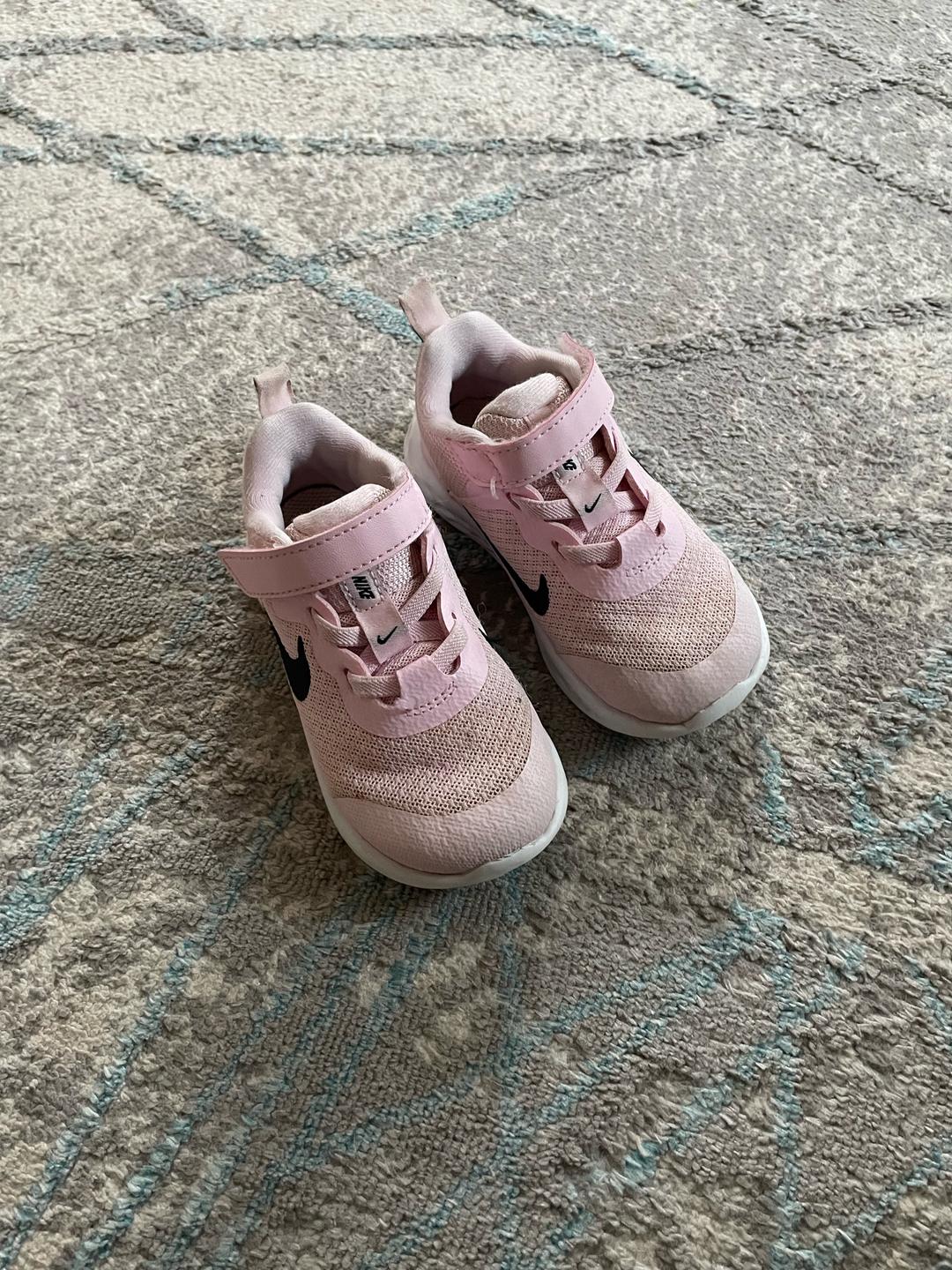 Nike Кроссовки Nike для девочки 24р — фото 2