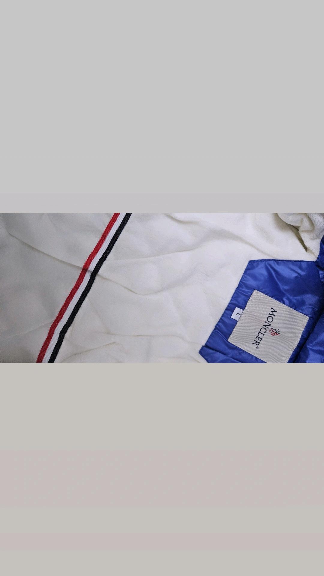 Moncler Новая куртка под Moncler — фото 2
