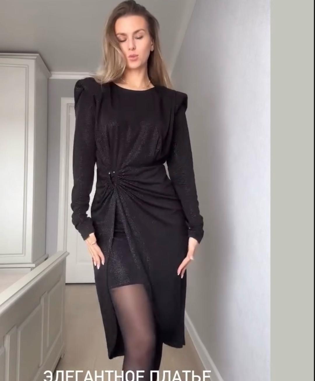 Perle Donna Эффектное черное коктейльное платье-мини с деликатным мерцанием, которое идеальн — фото 2