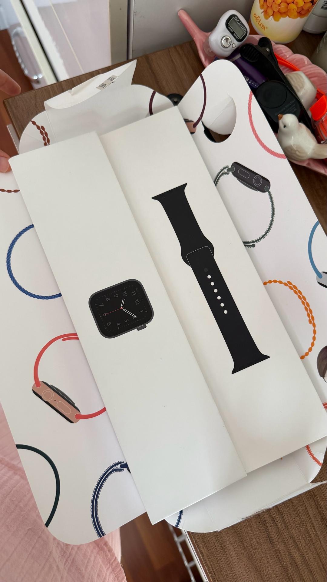 Apple Iwatch 44mm SE — фото 2