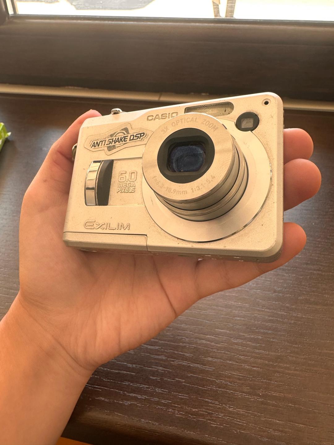 Casio Цифровая мыльница Casio Exilim — фото 2