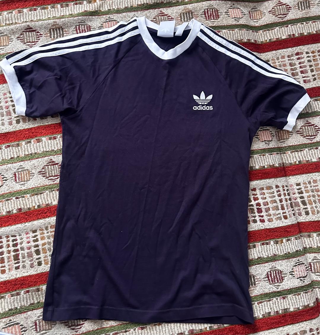 Adidas Баклажановая футболка Adidas — фото 2