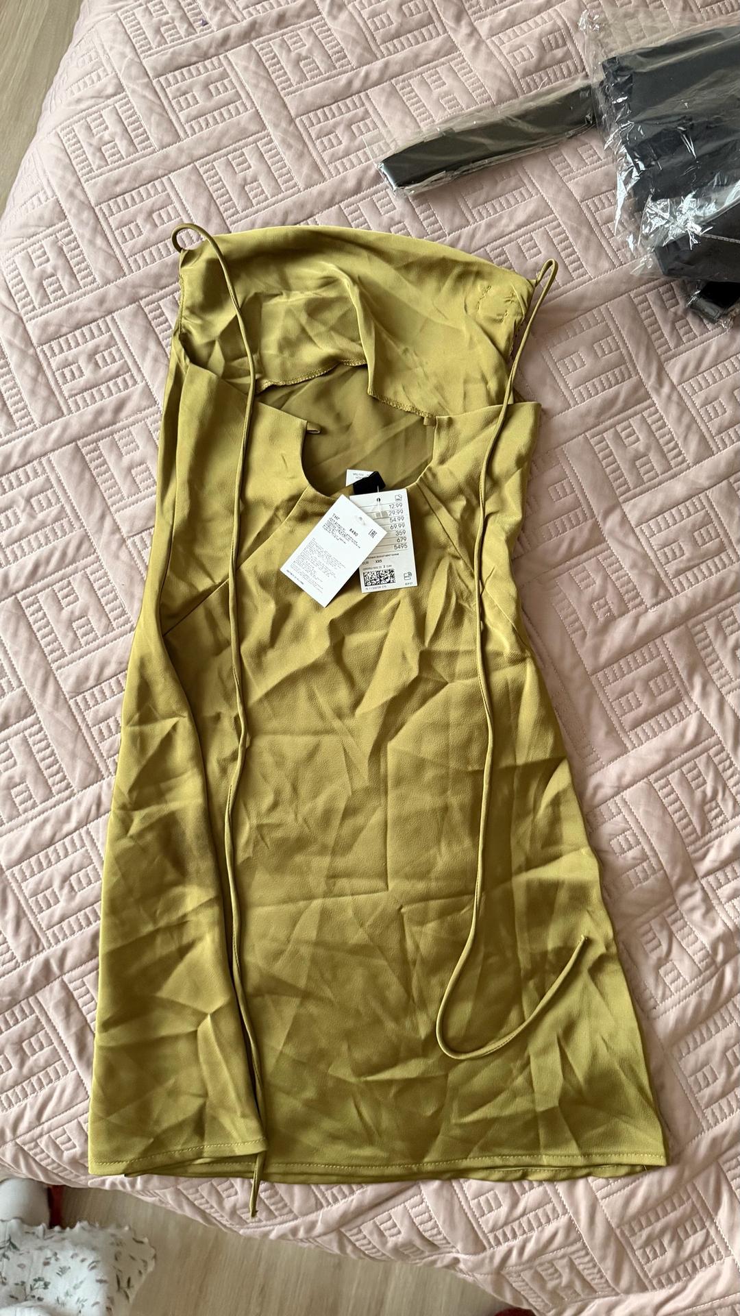 H&M Мини-платье с декоративным цветком на завязках — фото 2