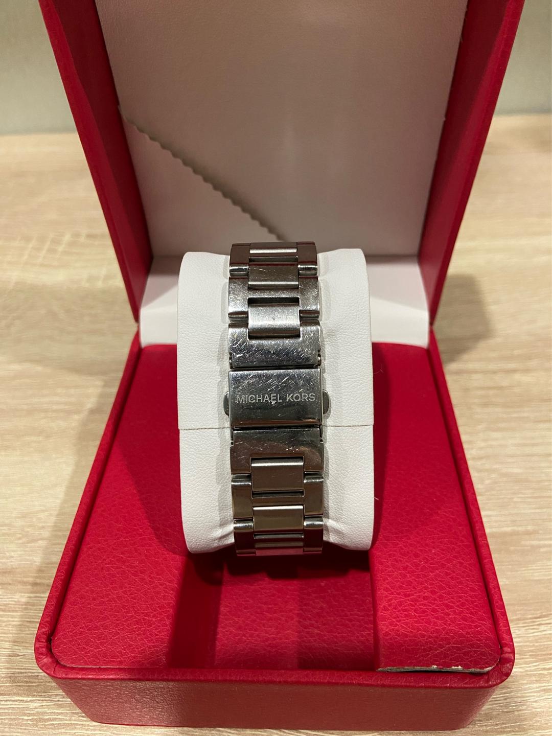 Michael Kors Женские часы Michael Kors — фото 2