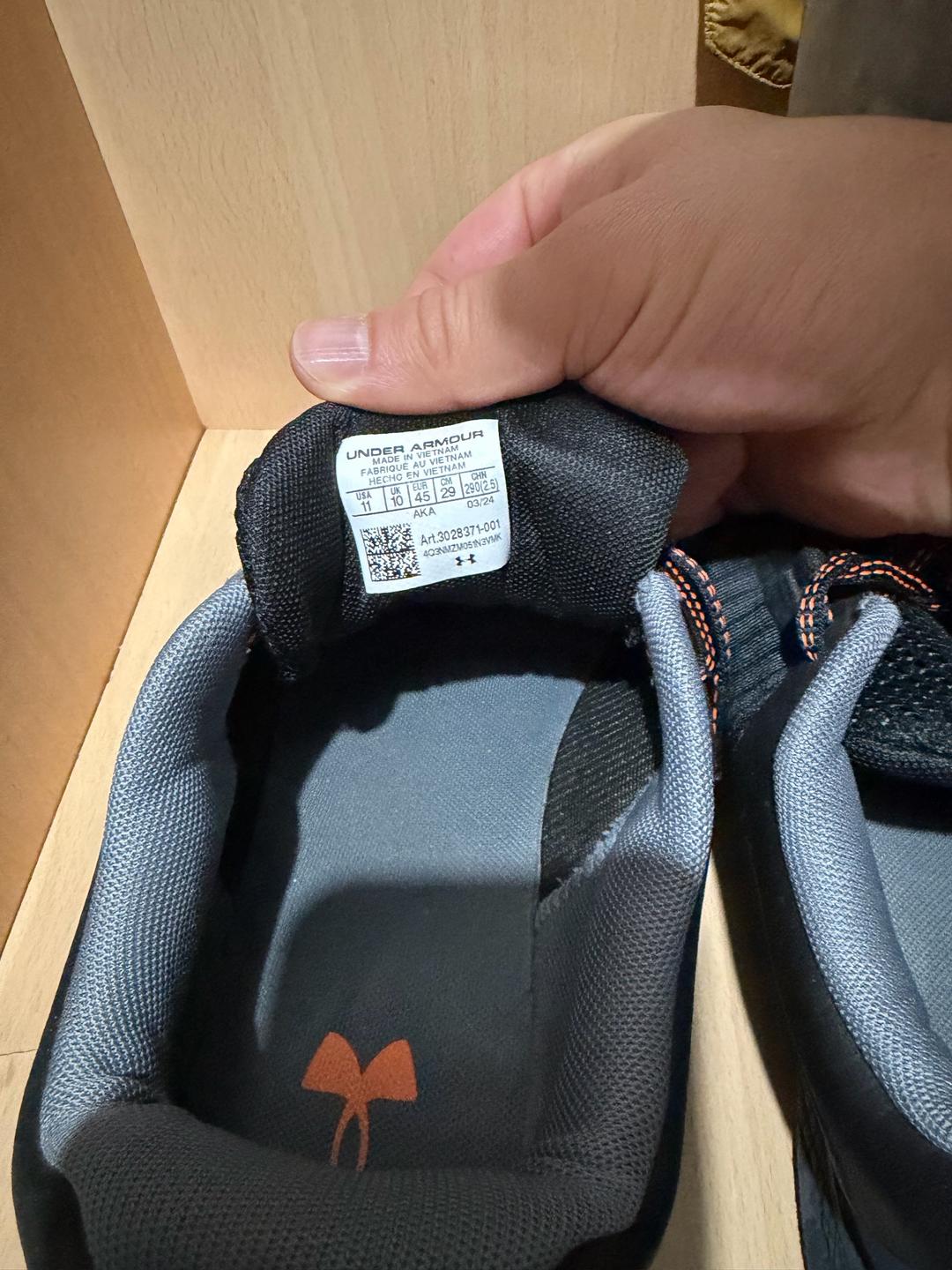 Under Armour Мужские кроссовки — фото 2