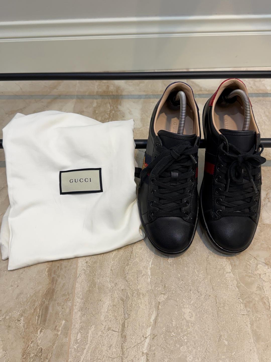 Gucci Gucci: кожаные кроссовки Black Ace Embroided Sneakers — фото 2