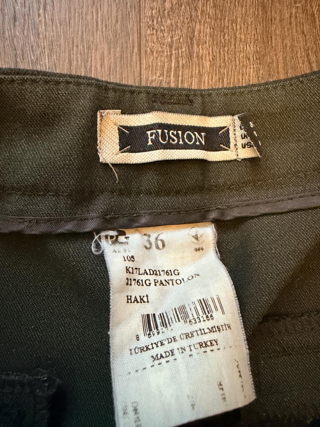 fusion Классические брюки, цвета хаки — фото 2