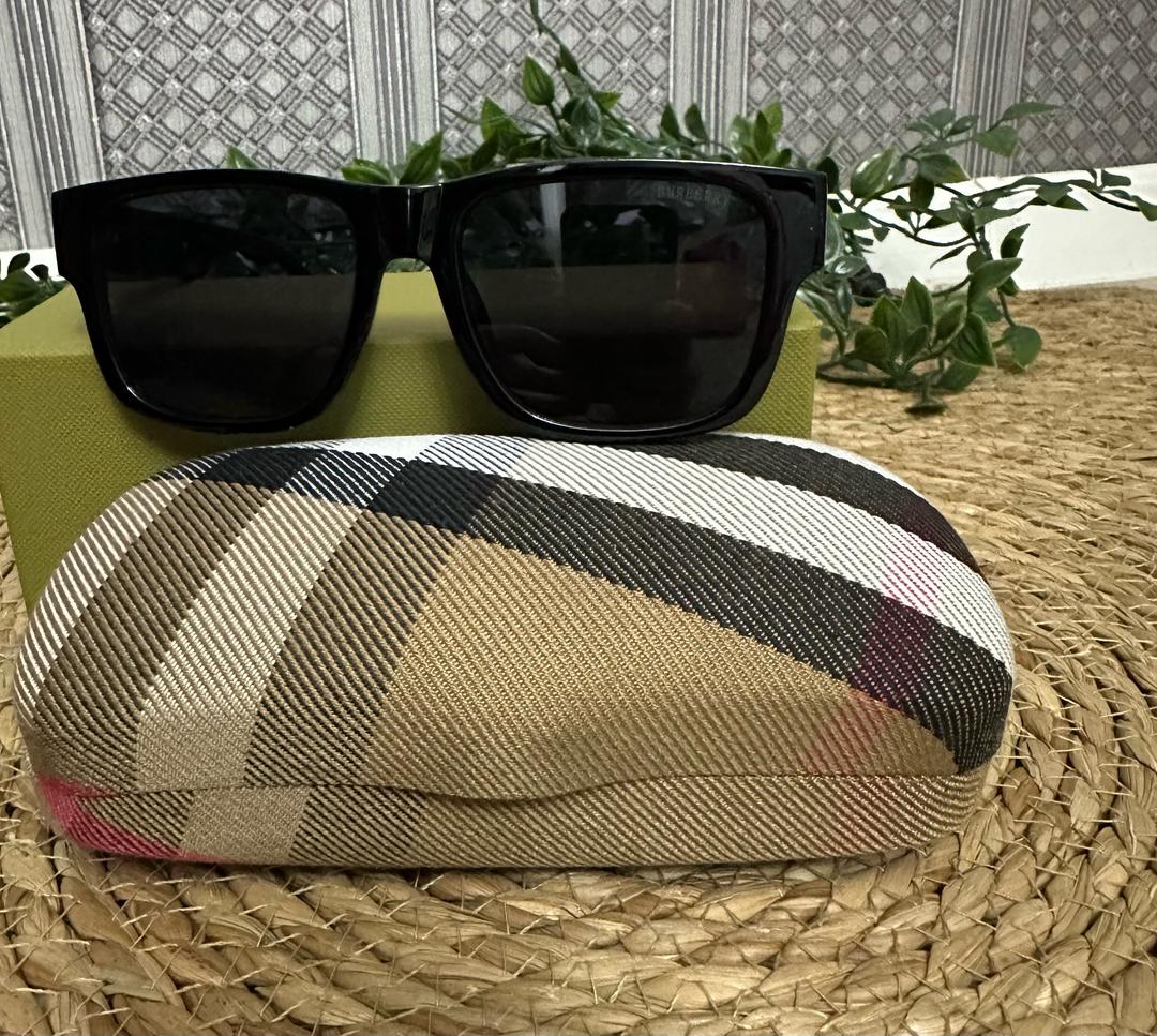 Burberry Солнцезащитные очки — фото 2