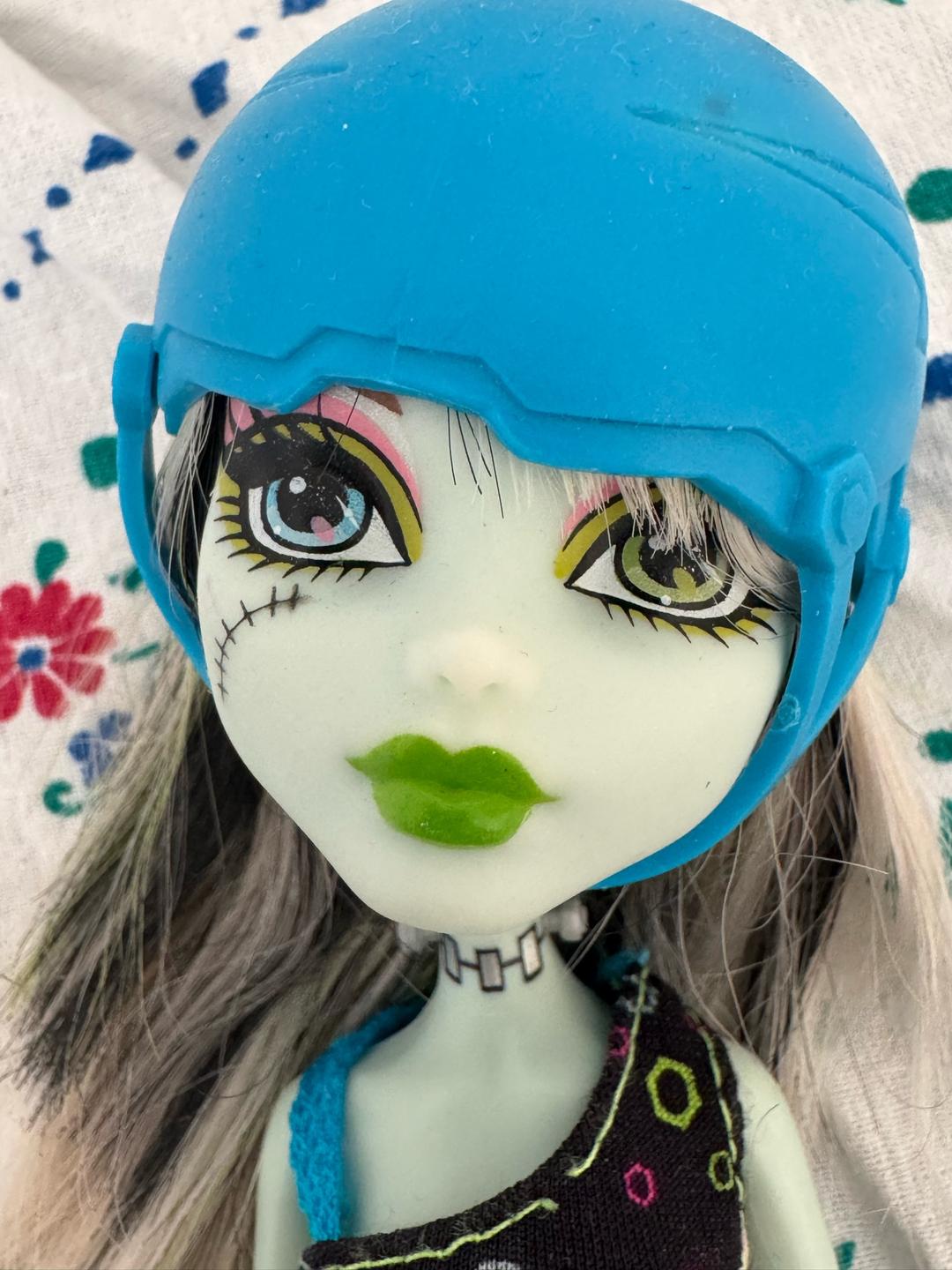 monster high Кукла Monster High Фрэнки Штейн Roller Maze — фото 2